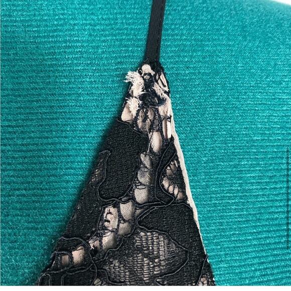 NWT loft black lace over tan tank top with small flaw - Picture 8 of 8